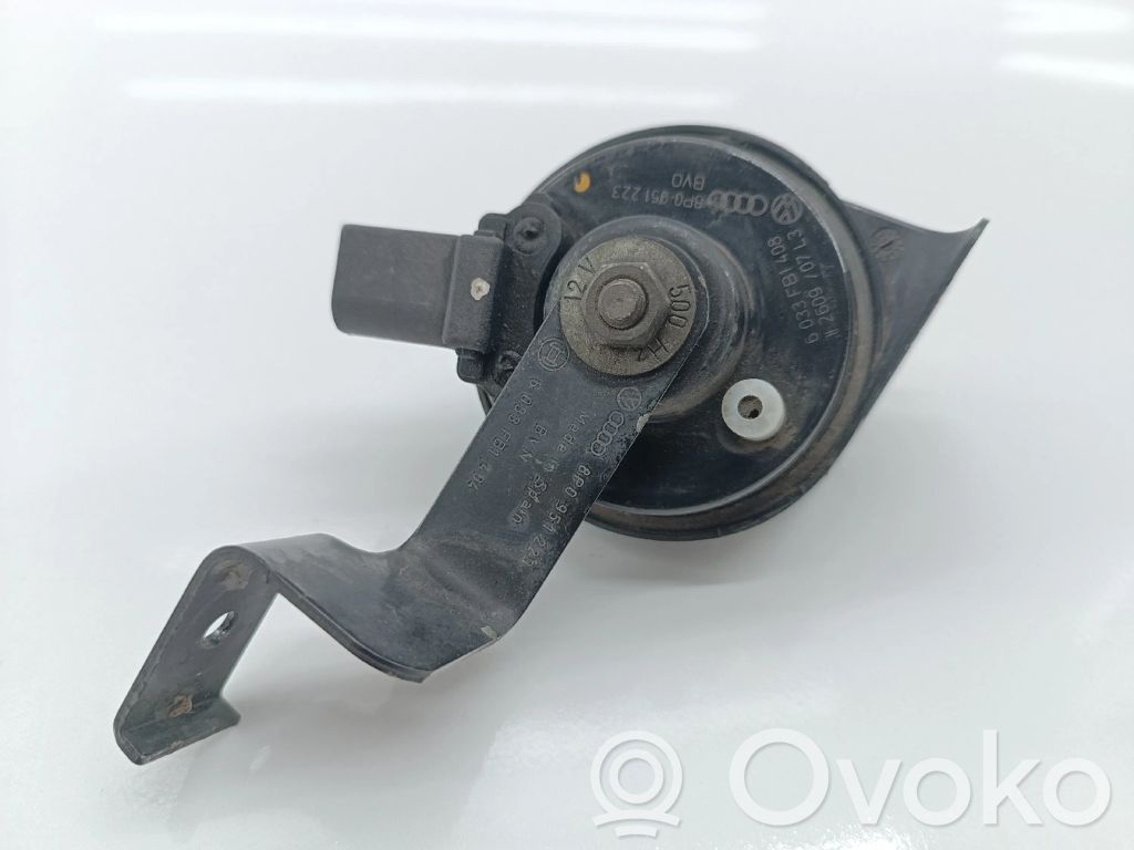 Audi A3 S3 8P Äänimerkkilaite 