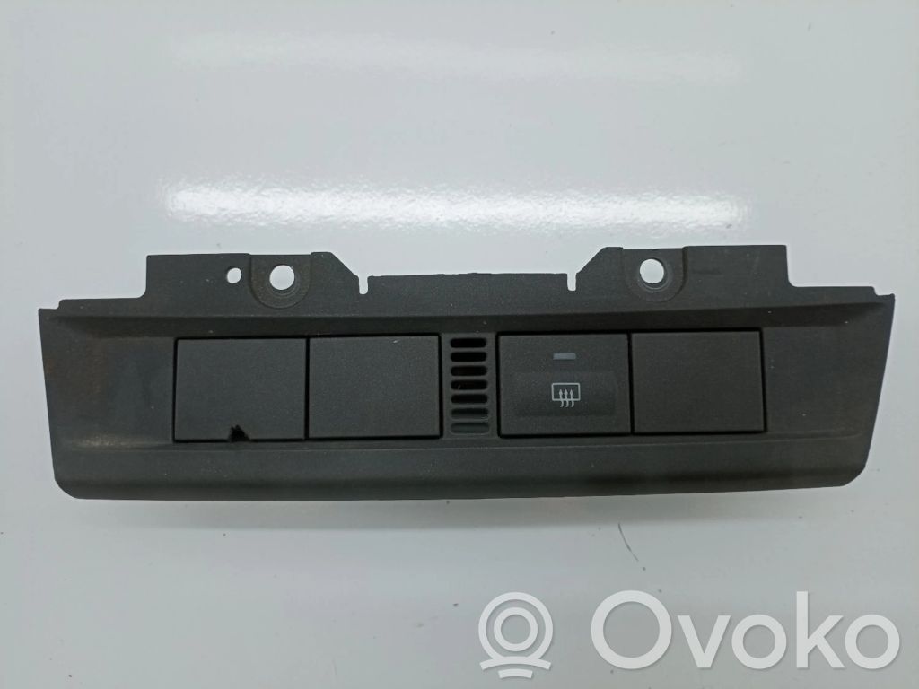 Dashboard   4M5113D734BC
