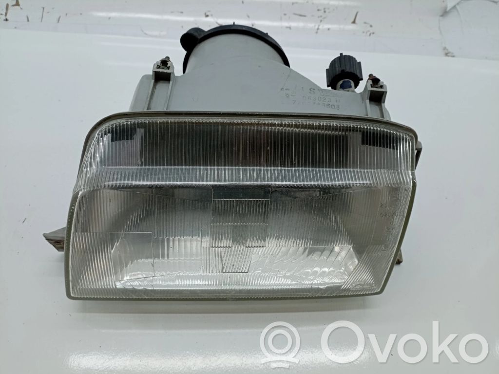 Headlight/headlamp   7700786605