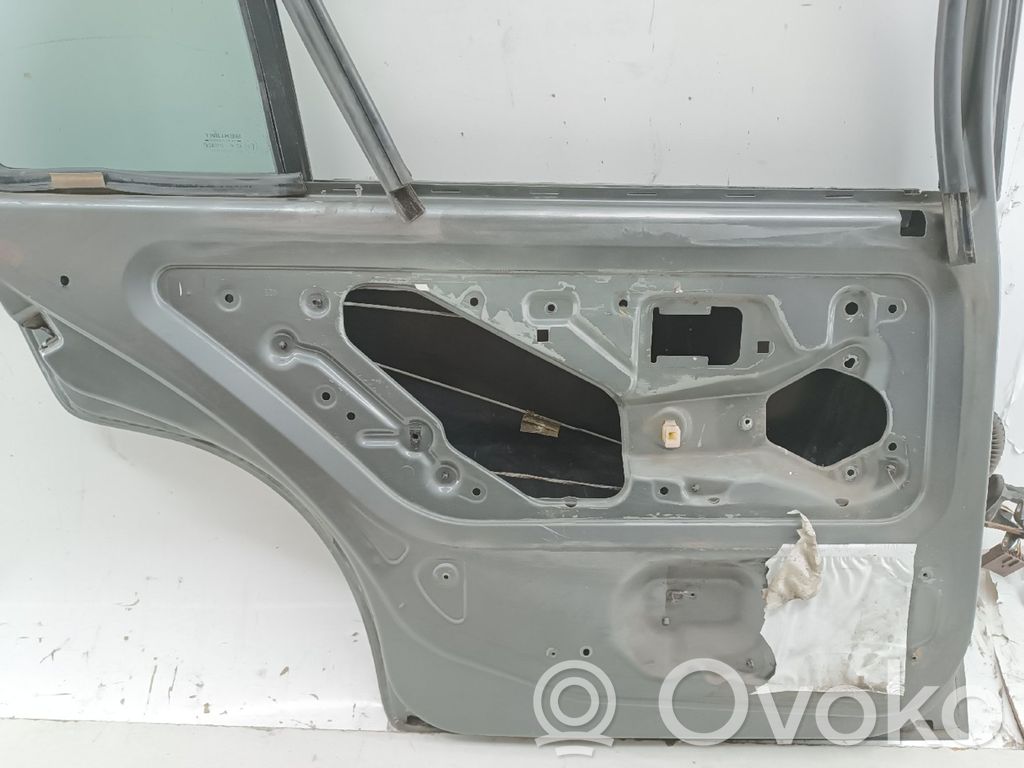 Peugeot 106 Puerta trasera 