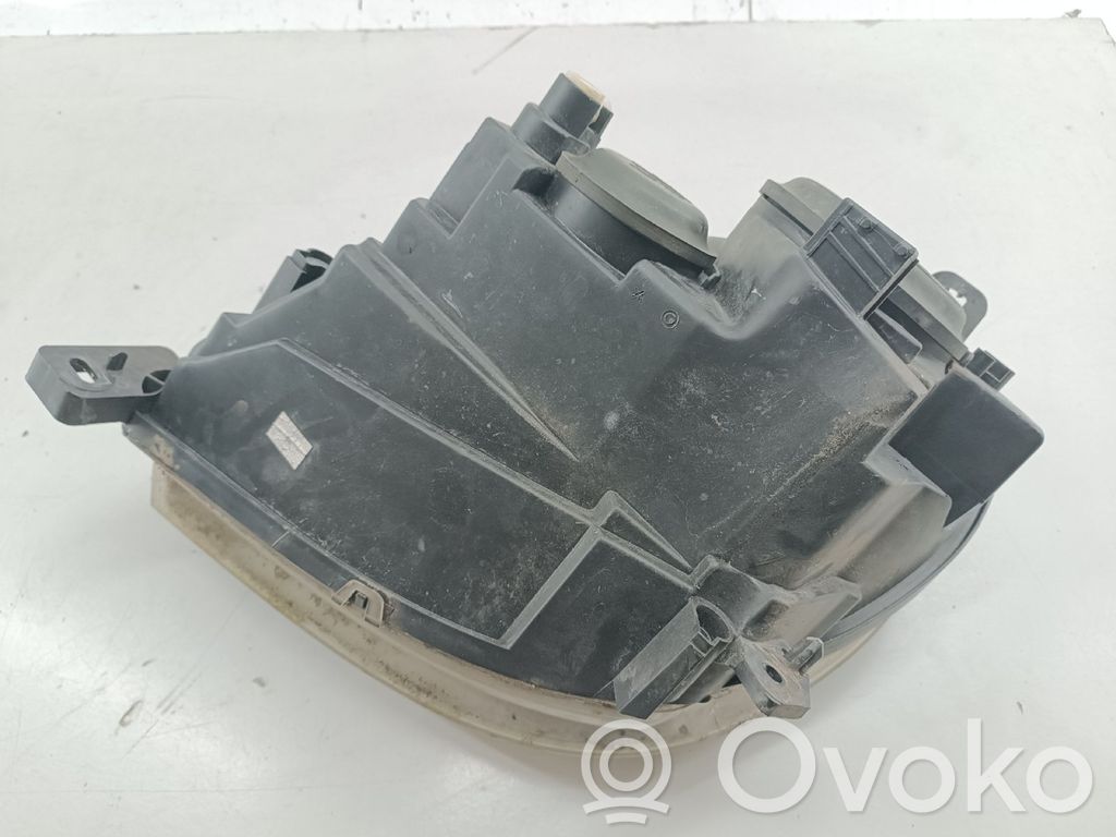 Scheinwerfer   963708248000