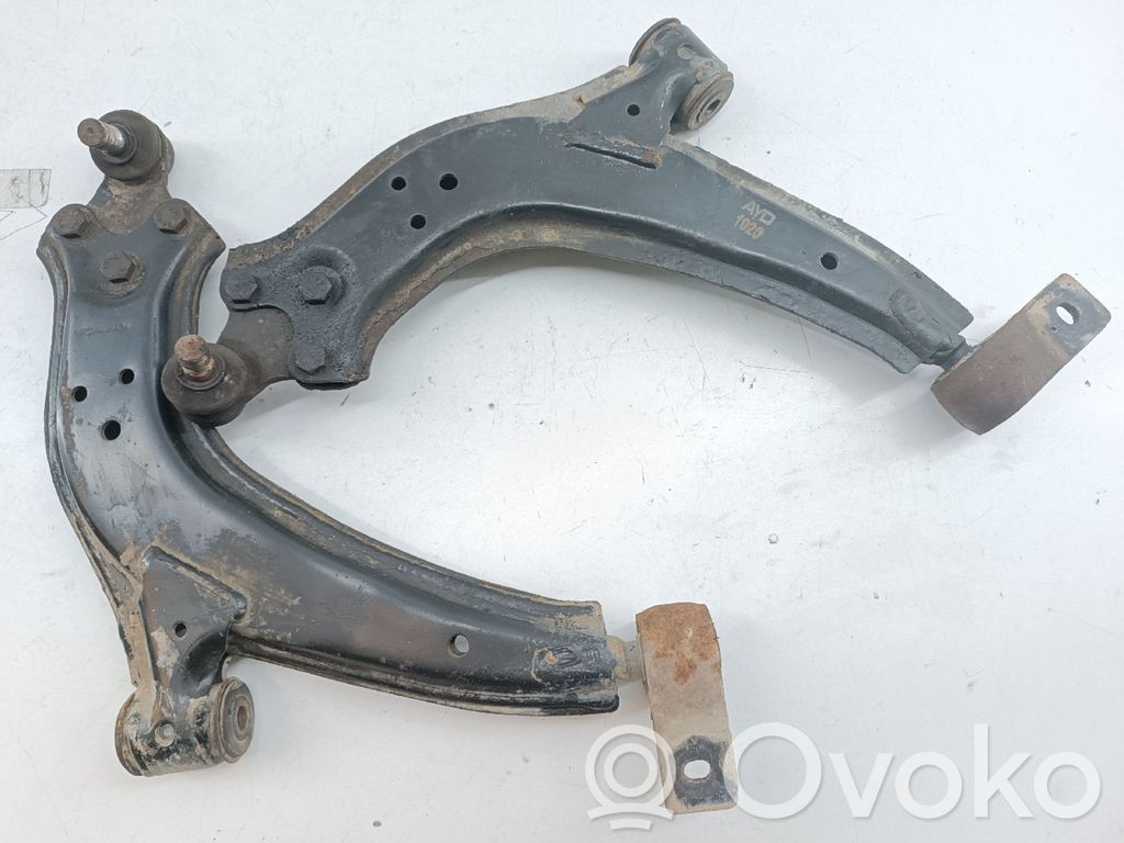 Peugeot 306 Рычаг 
