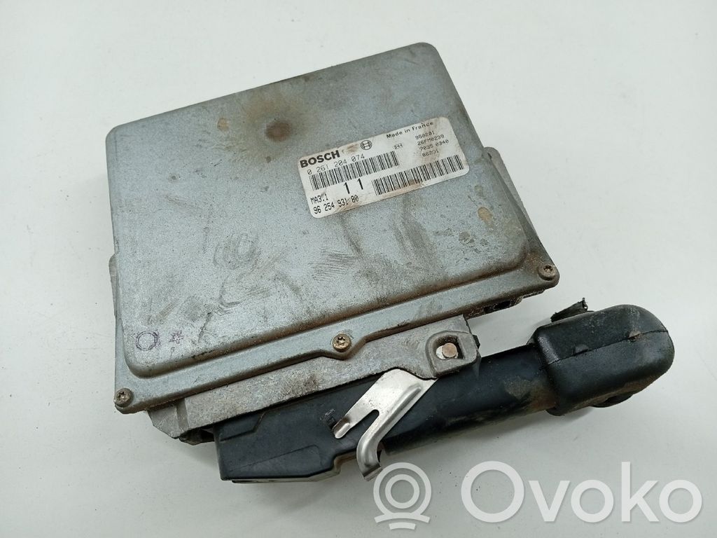 Peugeot 306 Engine control unit/module 