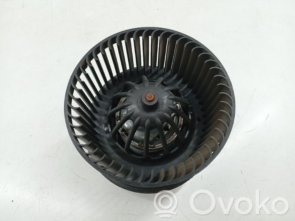 Heizungslüfter   F665878C,DANIFICADO