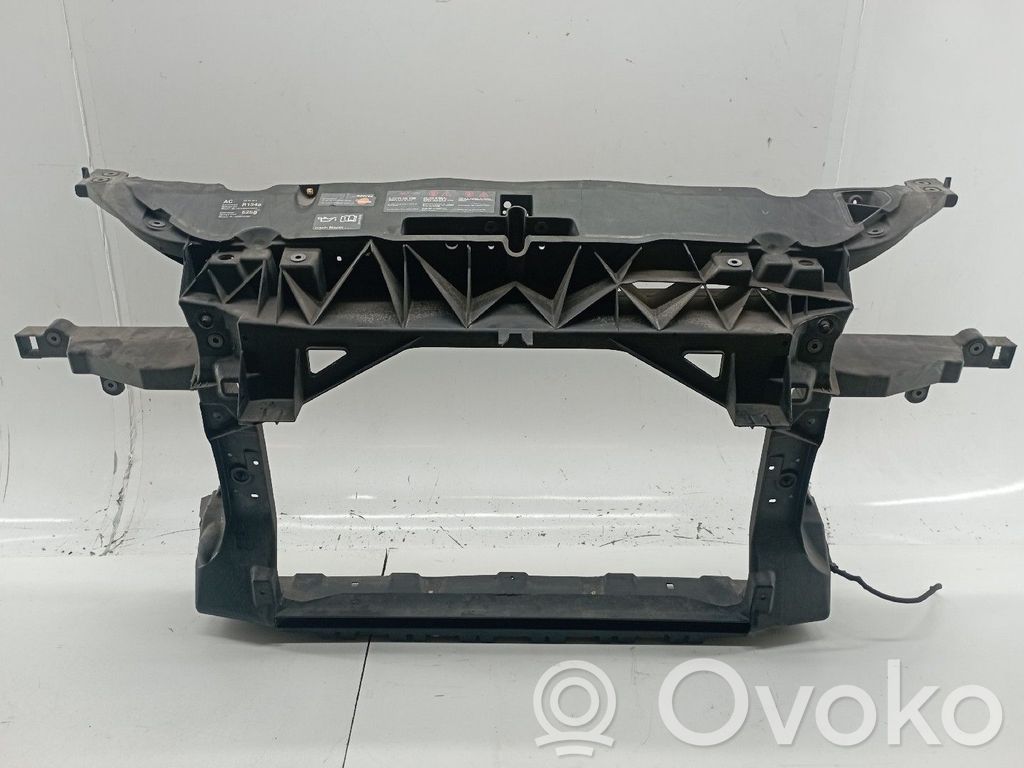 Seat Toledo III (5P) Priekinis bamperis 