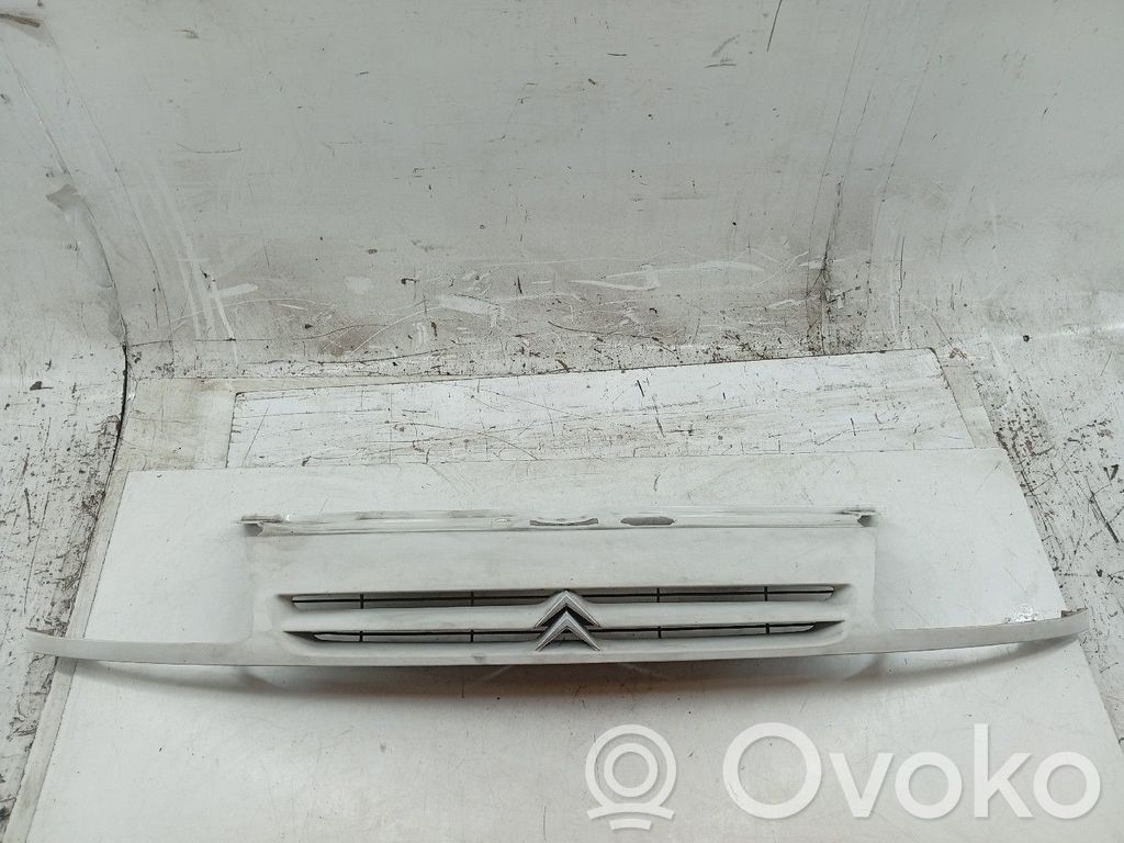 Front grill   9617745277