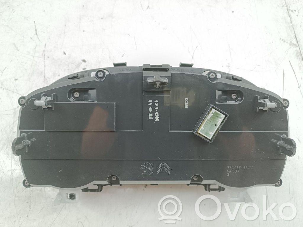 Speedometer (instrument cluster)   9822632880,769167680U