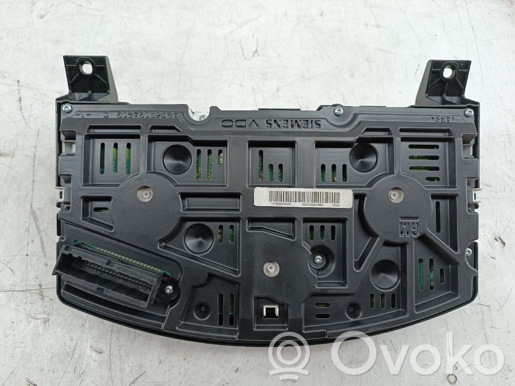 Opel Astra H Geschwindigkeitsmesser Cockpit 