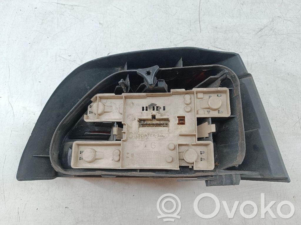 Tailgate rear/tail lights   7700796117