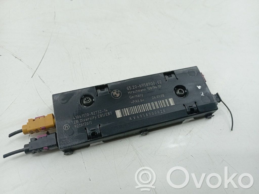 Radio/CD/DVD/GPS head unit   695890002