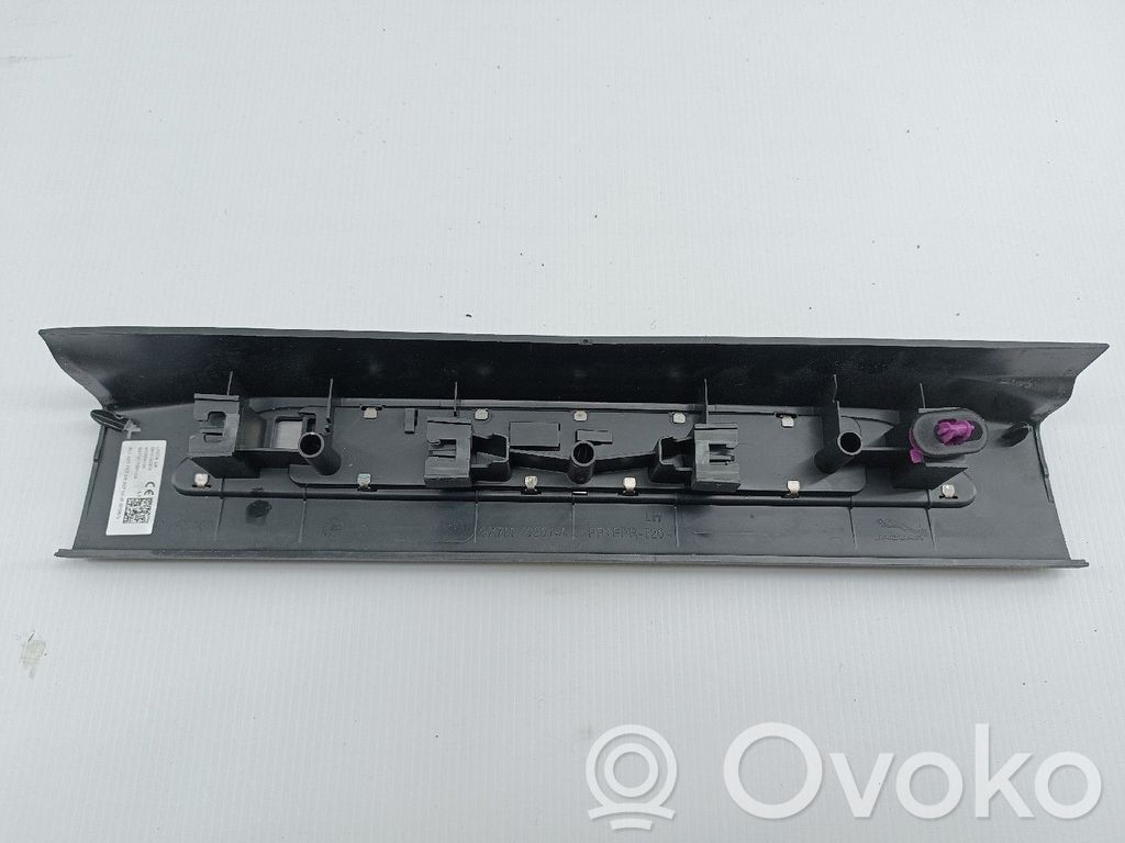 Takakulmapaneeli   GX7M13201A,DIANTEIRAESQUERDA