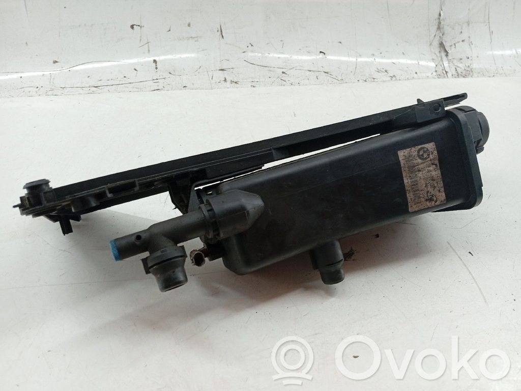 Dzesēšanas šķidruma radiators   7505663