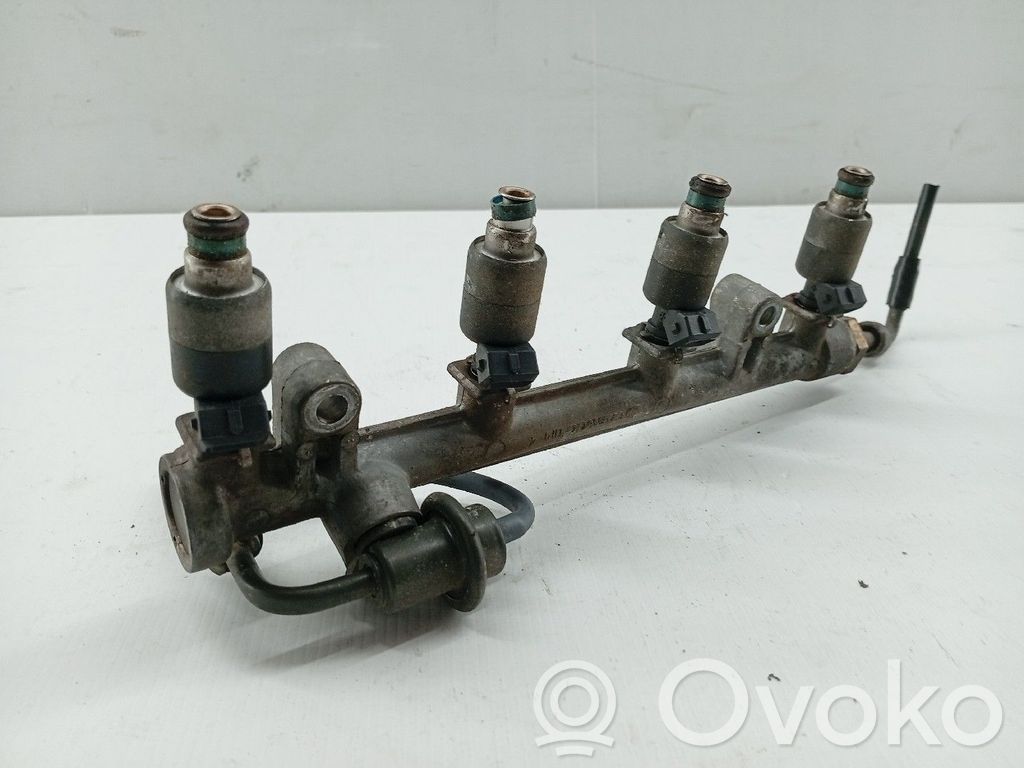Fuel main line pipe