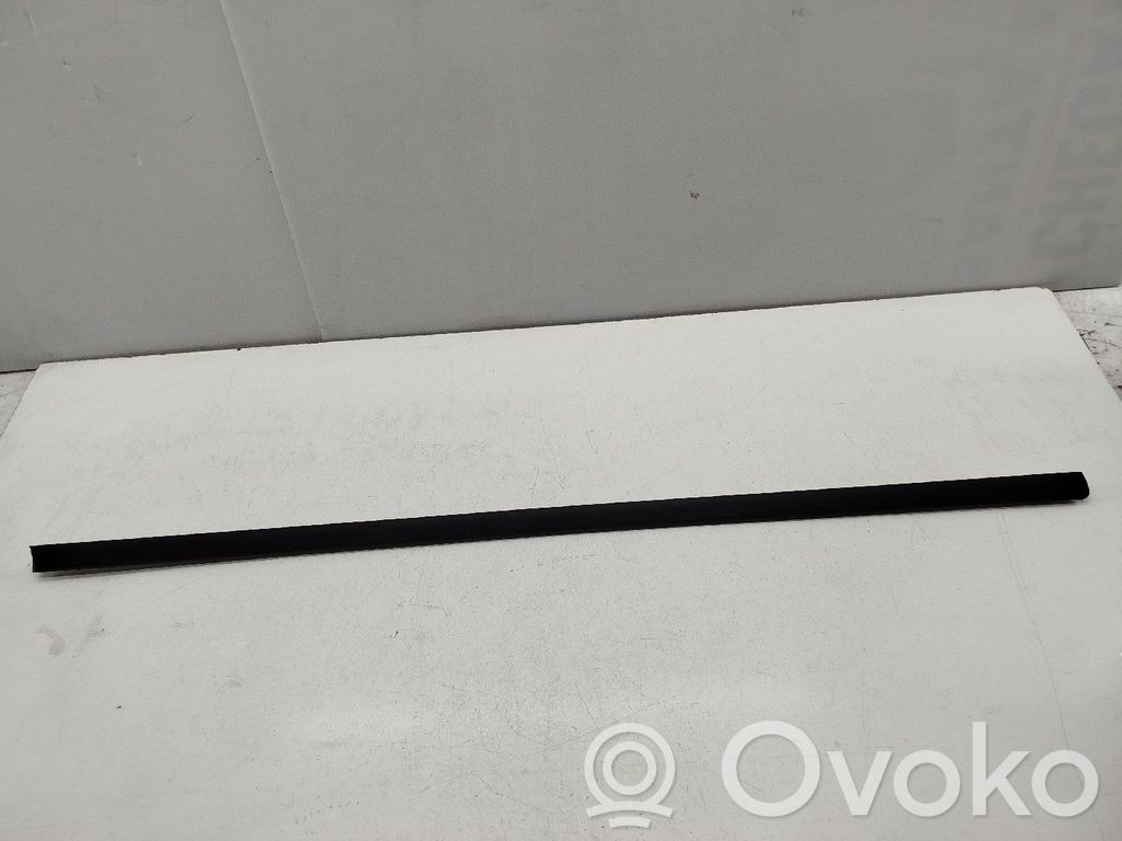 Durvis   8208450,DIREITO