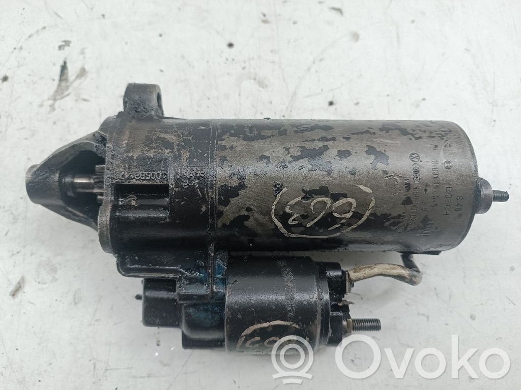 Audi A4 S4 B5 8D Starter motor 