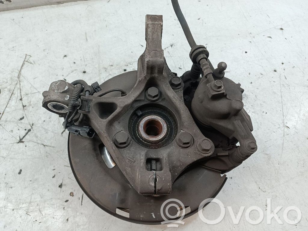 Front wheel hub