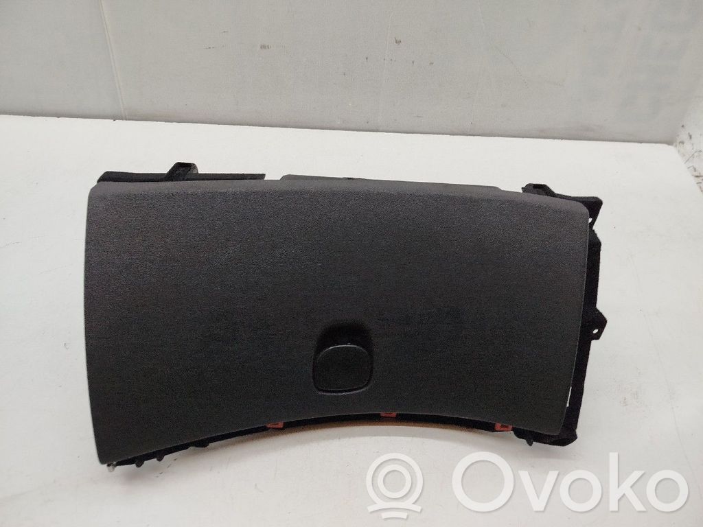 Alfa Romeo 159 Panelės stalčiuko/lentynėlės paklotėlis 