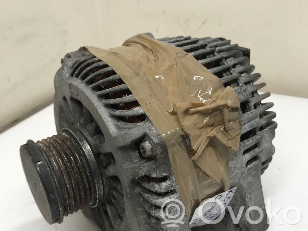 Generaattori/laturi