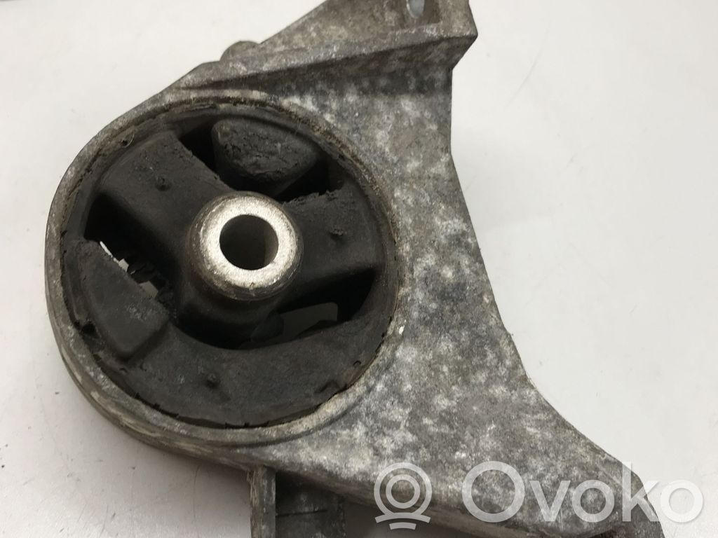 Engine mount bracket