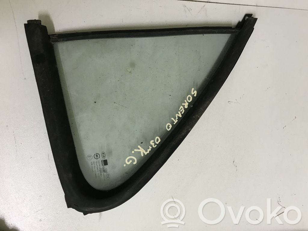 Ventanilla de ventilación de la puerta trasera   AS3