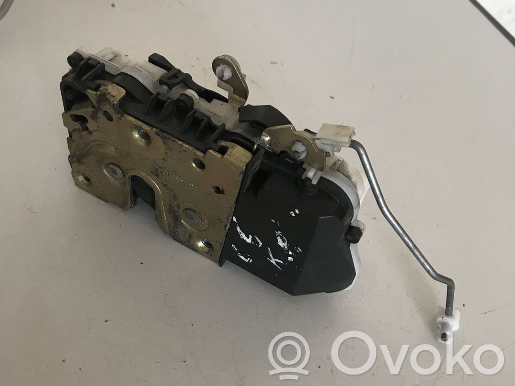 Citroen C5 Priekšpusē slēdzene 