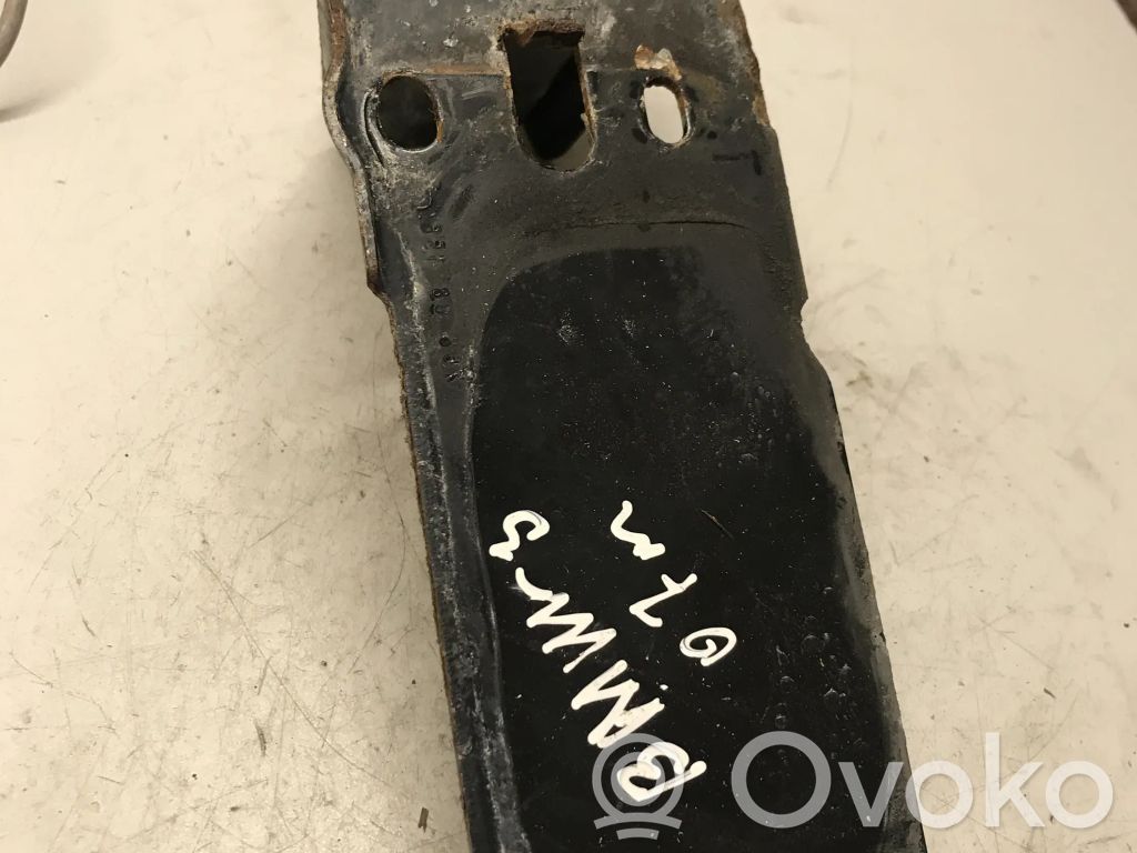 BMW 3 E90 E91 Fixation de radiateur 