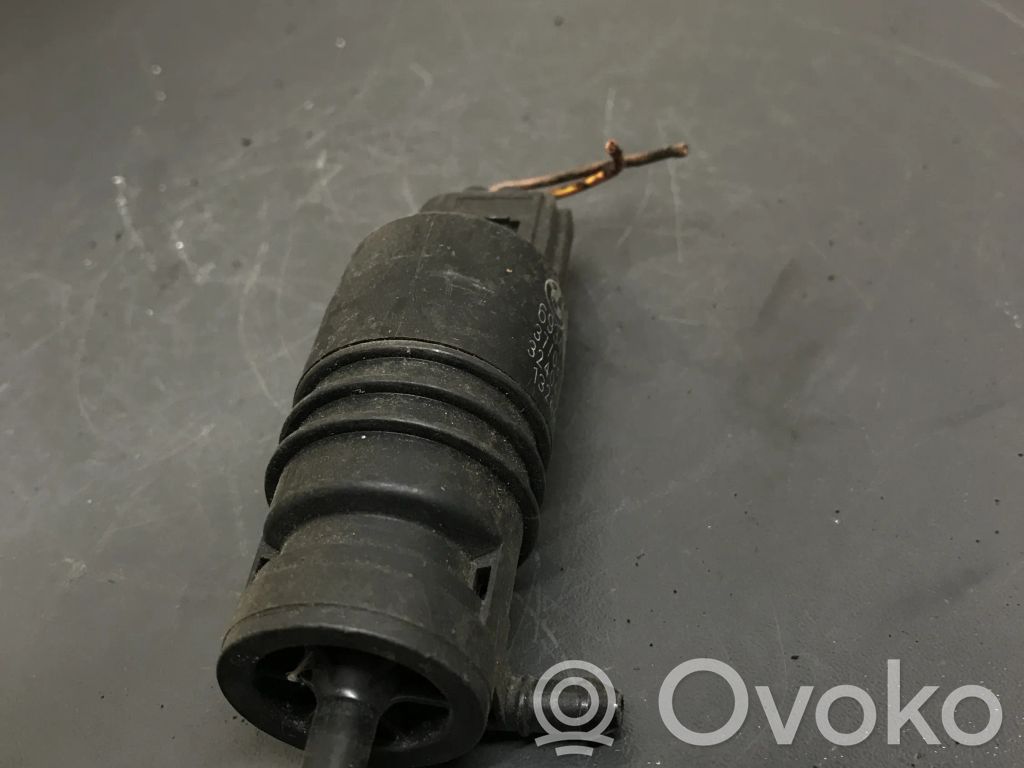 Windscreen/windshield washer pump   693416001
