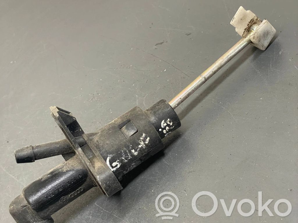 Volkswagen Golf IV Główny cylinder sprzęgła 