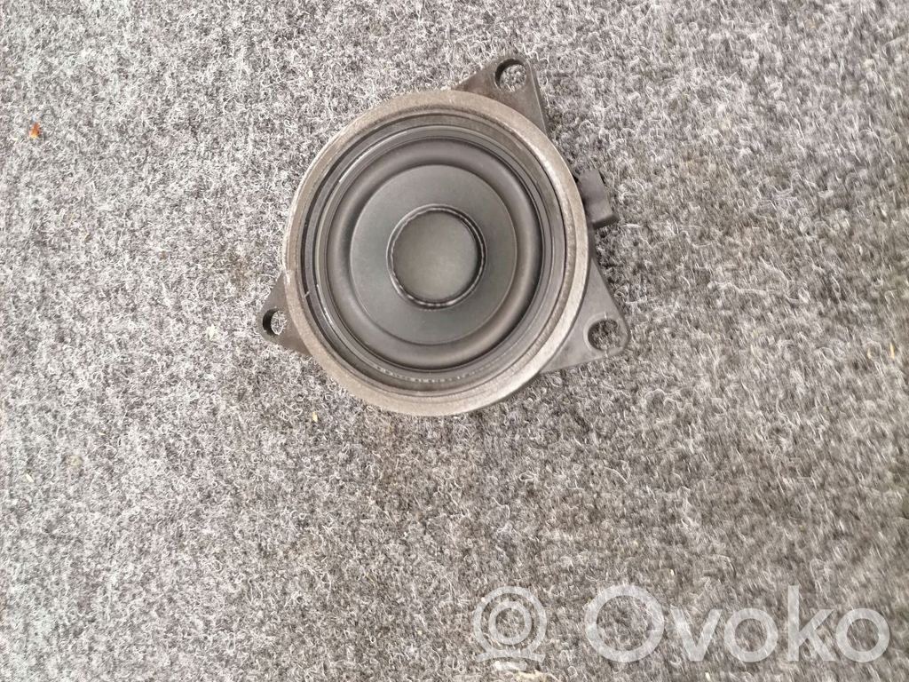 Volvo XC90 Front door speaker 