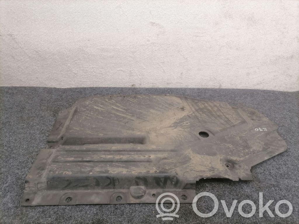 BMW X5 E70 Fuel tank bottom protection 