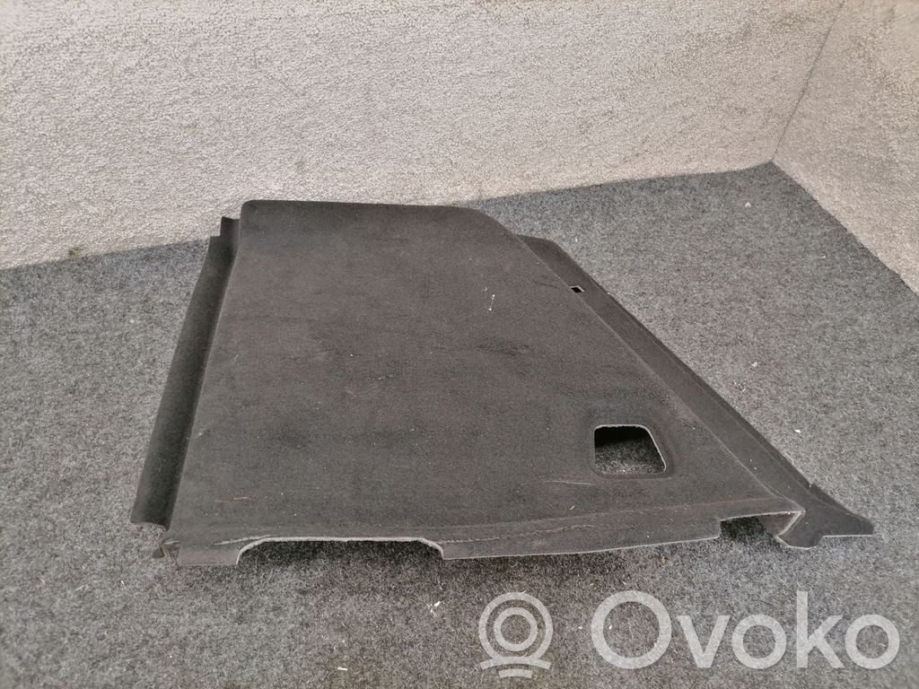 Volvo V60 Boczek / Tapicerka / bagażnika 
