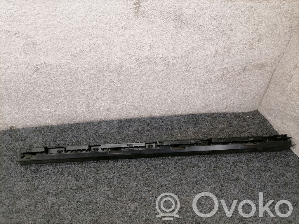 Volvo XC90 Sill supporting ledge 
