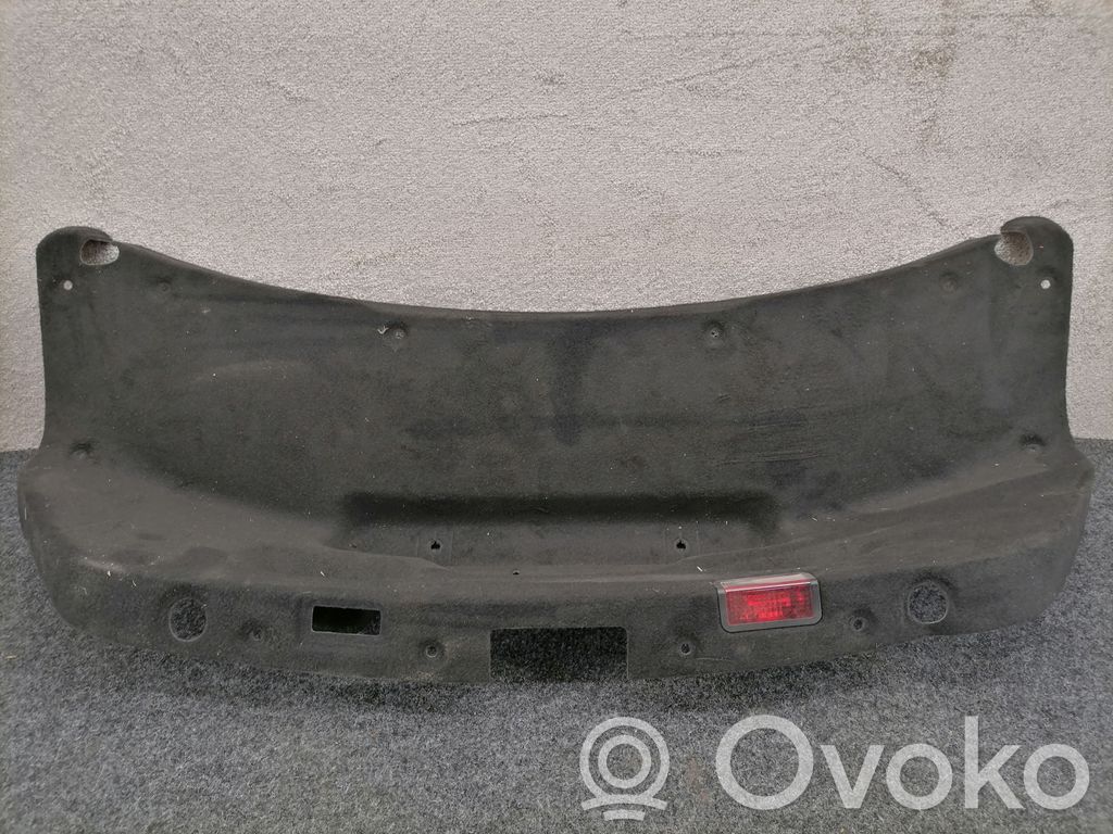 Poszycie klapy tylnej bagażnika i inne elementy   7288269