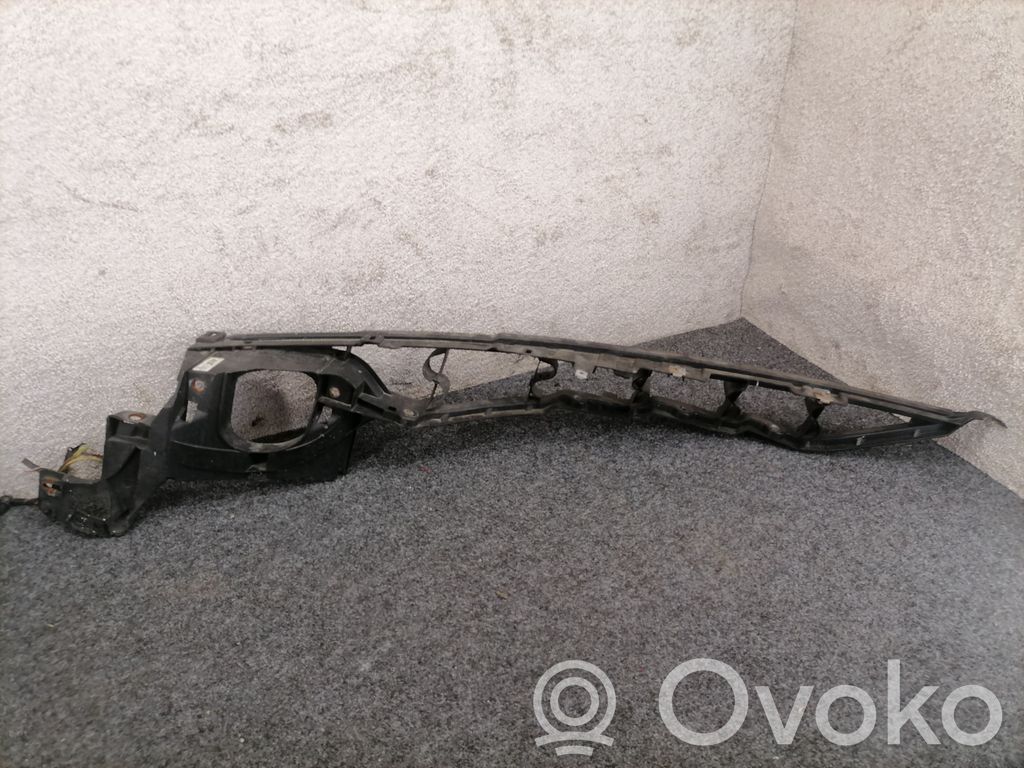 BMW X5 E70 Fender mounting bracket 