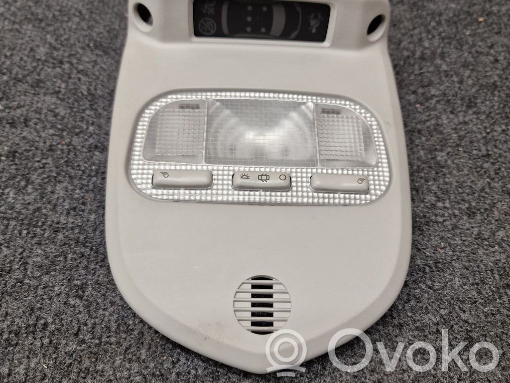 Peugeot 3008 I Front seat light 