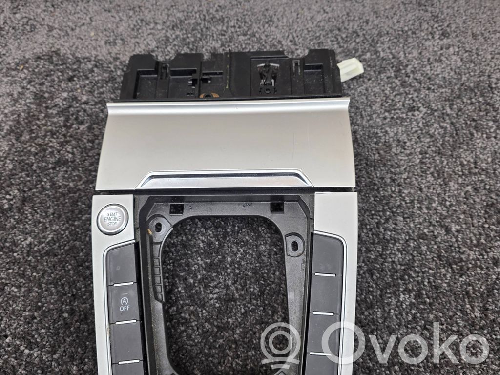 Volkswagen PASSAT B8 Popielniczka przednia tunelu środkowego 