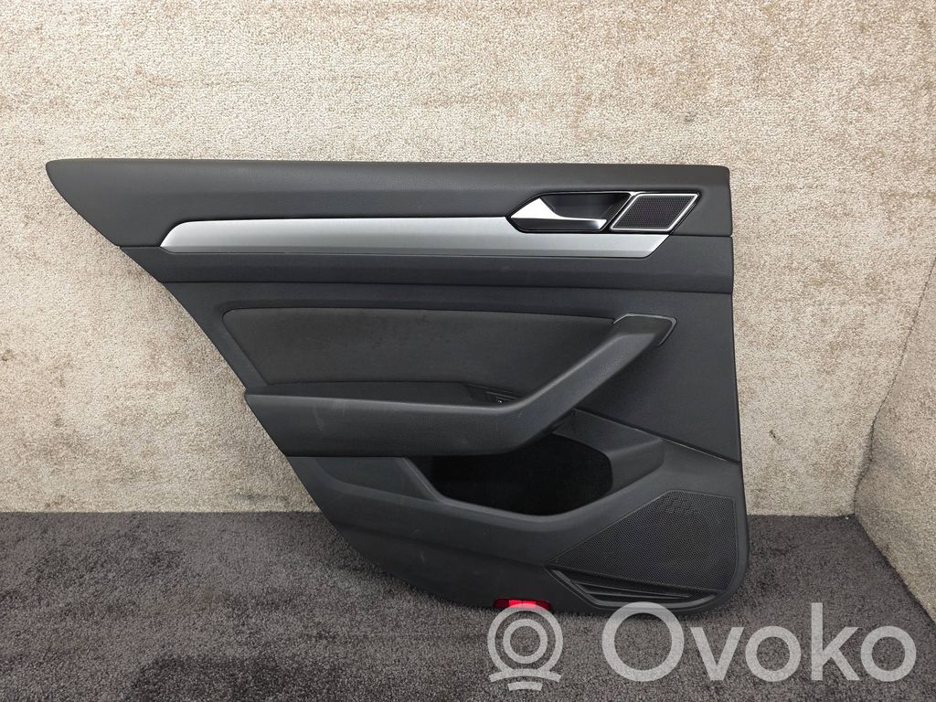 Volkswagen PASSAT B8 Boczki / Poszycie drzwi tylnych 