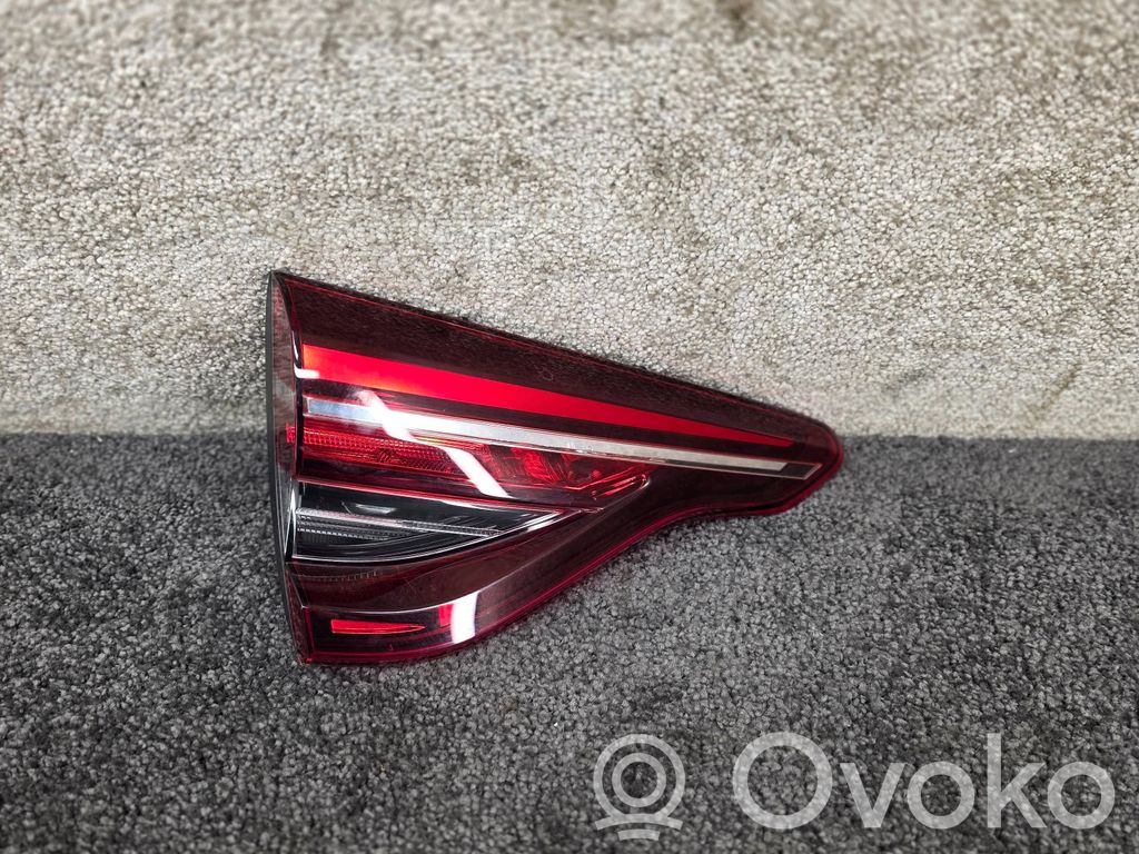 Renault Clio V Tailgate rear/tail lights 