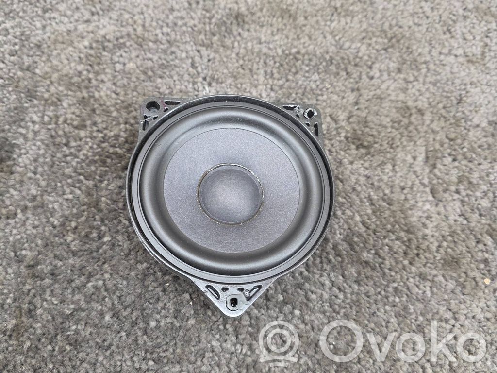 Tesla Model Y Panel speaker 