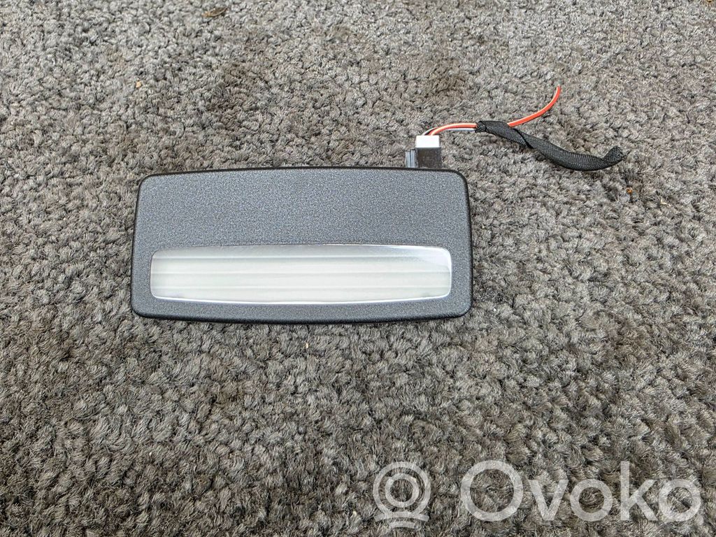 BMW M4 F82 F83 Etuistuimen valo 