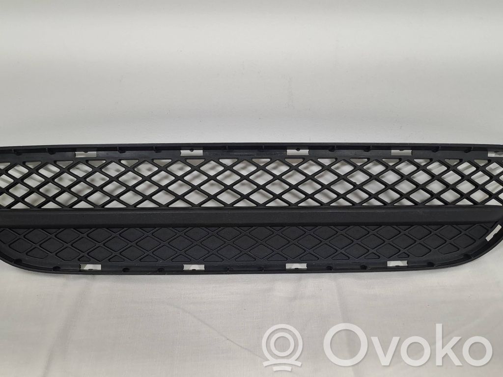 BMW 3 E90 E91 Front bumper lower grill 