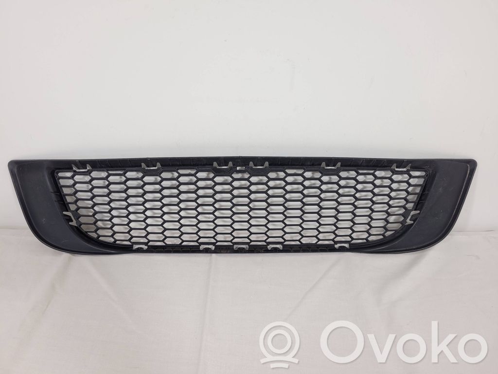 BMW X3 E83 Front bumper lower grill 