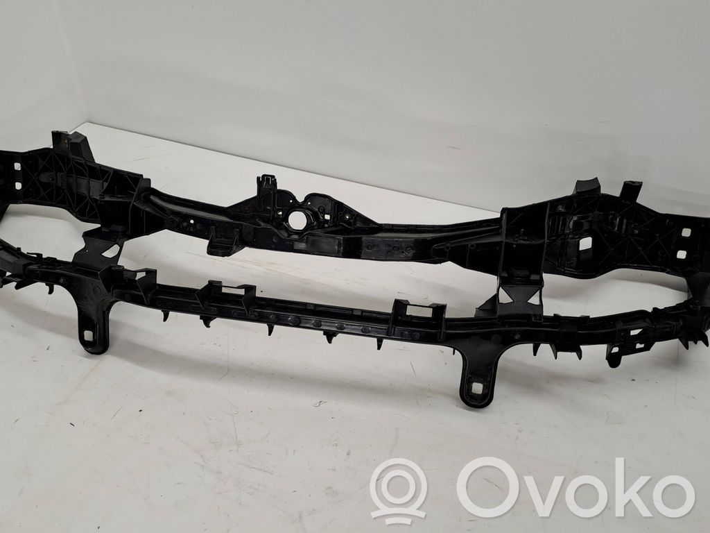 Ford Focus Viršutinė dalis radiatorių panelės (televizoriaus) 