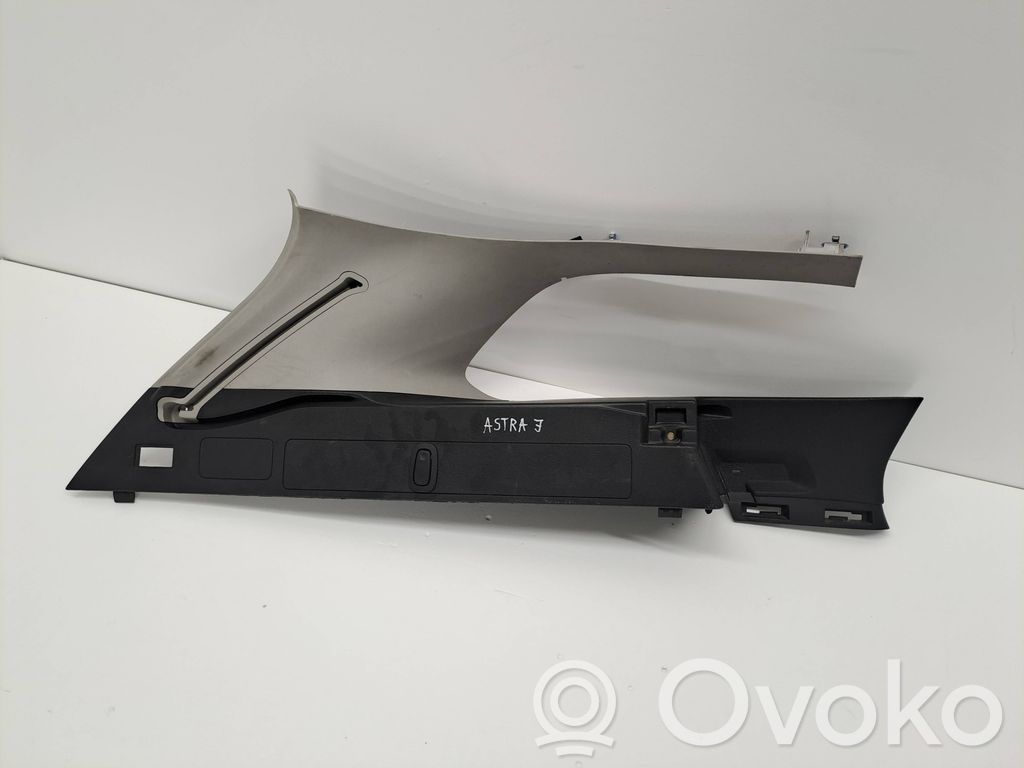 Opel Astra J Osłona środkowa słupka / C 