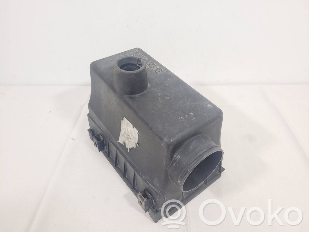 BMW 3 E36 Air filter box 