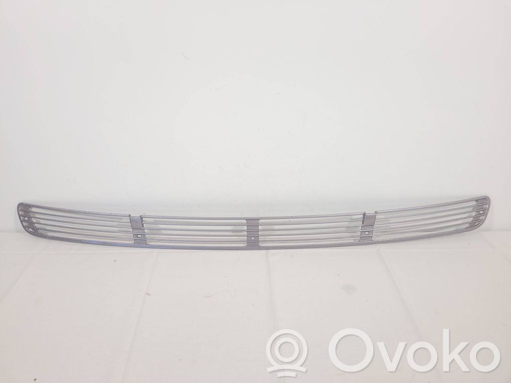 BMW 7 E38 Bonnet/hood grill 