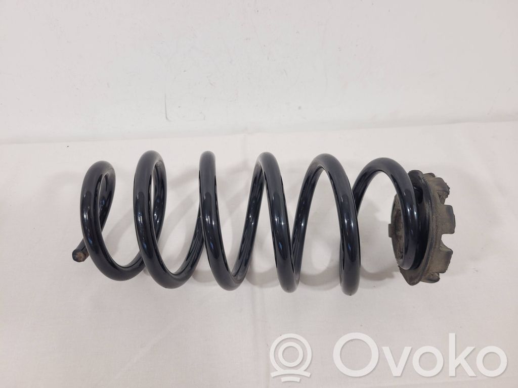 Renault Captur Rear coil spring 