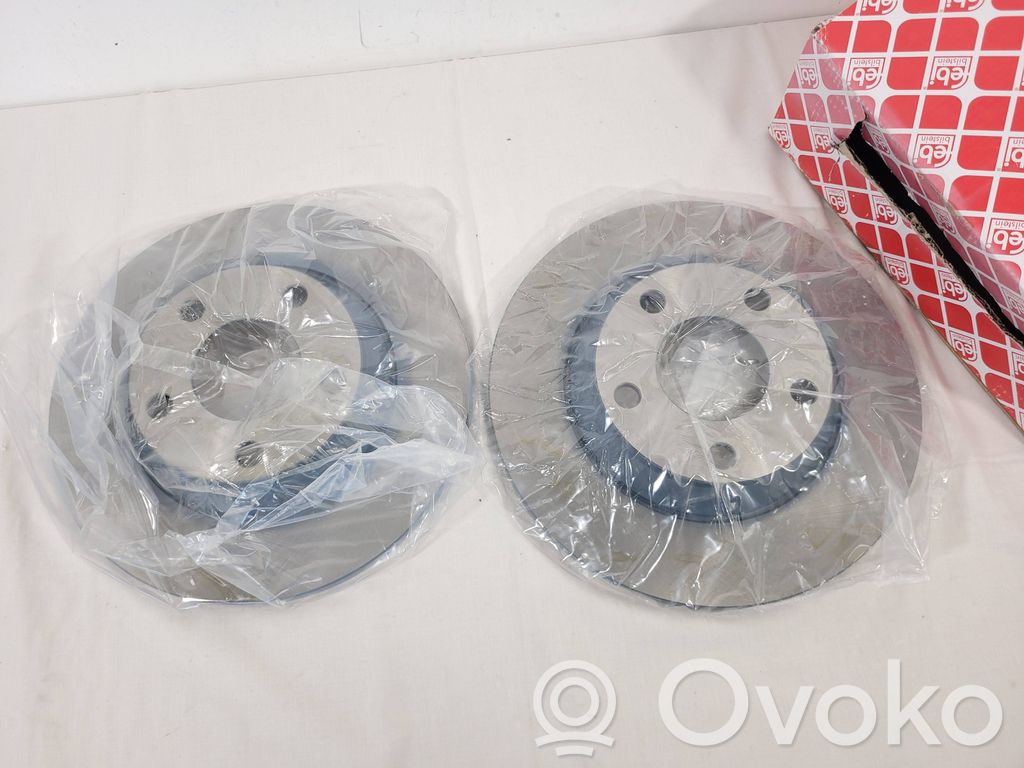 Audi A4 S4 B5 8D Tarcza hamulca przedniego 