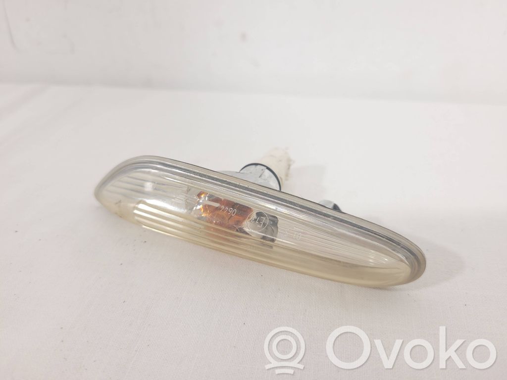 BMW 5 E60 E61 Front fender indicator light 