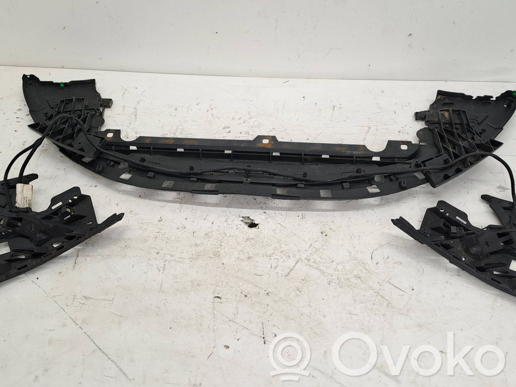 Volvo S60 Osłona pod zderzak przedni / Absorber 